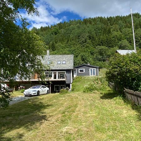 Voss- Oppheim Suite Private Cozy Cabin Vossestrand Екстериор снимка